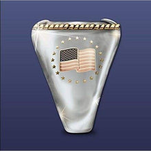 Load image into Gallery viewer, American Eagle Quarter Dollar Coin Signet Ring (Gold + Silver)