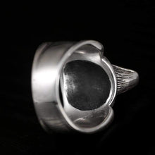 Load image into Gallery viewer, Howling Wolf Biker Ring - Silver