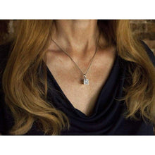 Load image into Gallery viewer, 925 Sterling Silver Aroma Box Locket Necklace Little Filigree Essential Oil Diffuser Pendant&quot;Love Live Laugh&quot; Aromatherapy Jewelry For Women Girls Unique Handmade Gifts for Loved Ones

