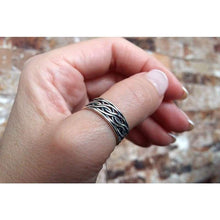 Load image into Gallery viewer, 925 Sterling Silver Celtic Band Ring Braided Celtics Eternity Knot Wedding Promise Rings for Men Women Knotted Wave Thumb Bands Rings Viking Norse Jewelry Gifts/Handmade
